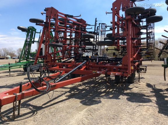 Case IH Tiger-mate II 48.5ft