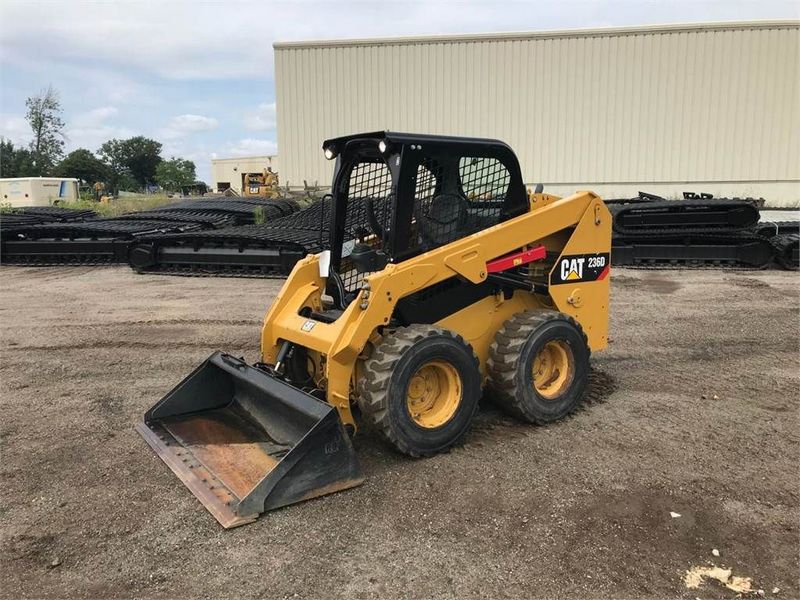 Caterpillar 236