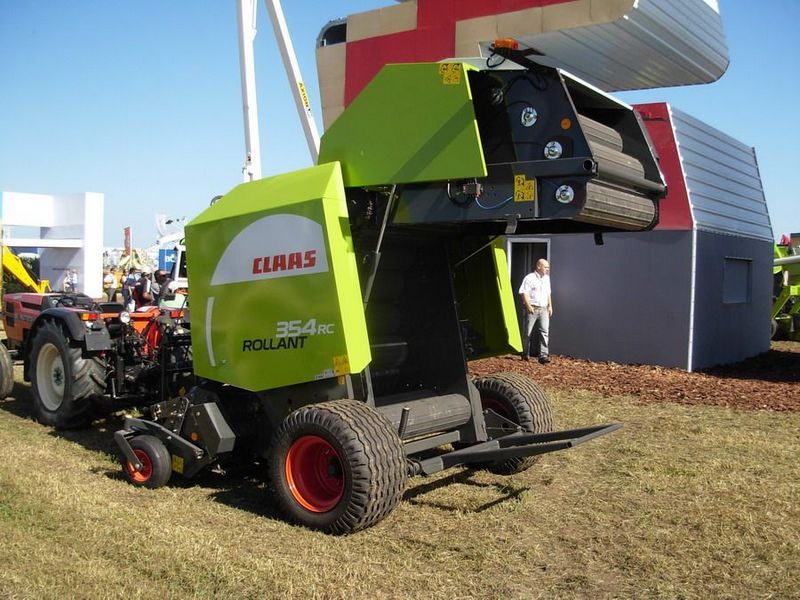 Claas Rollant 354 RC