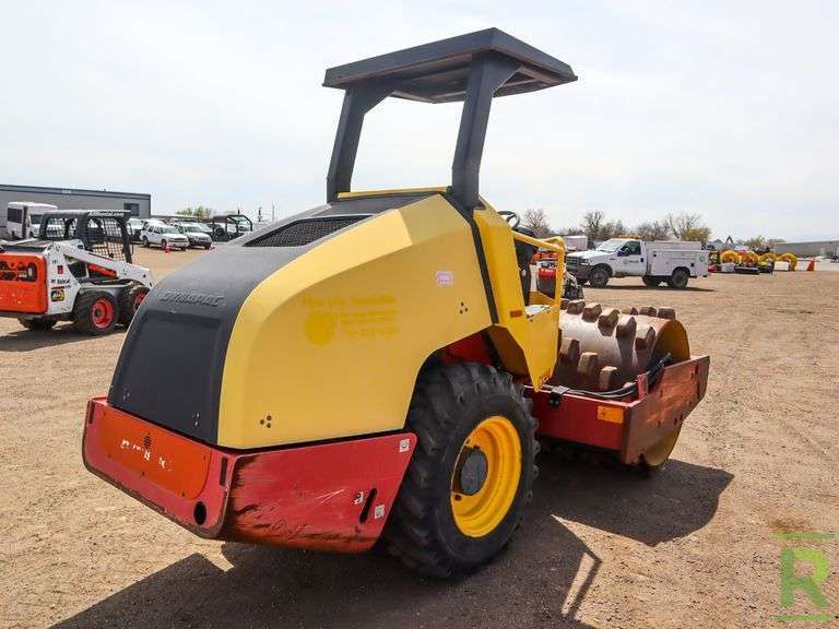 Dynapac CA144PD