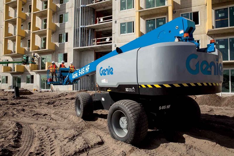 Genie S-85 HF