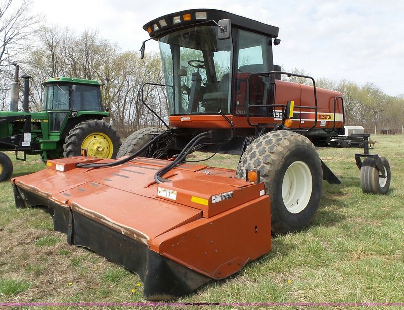 Hesston 8550S