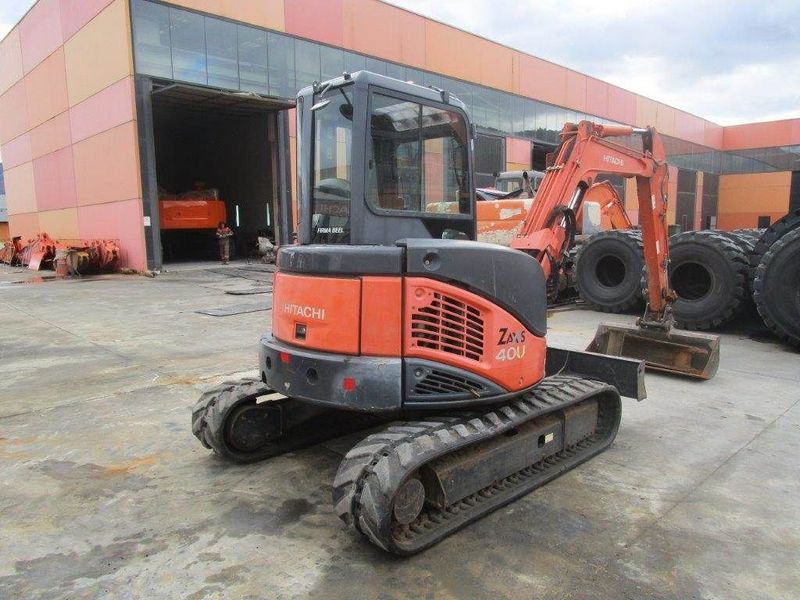 Hitachi ZX40U-2