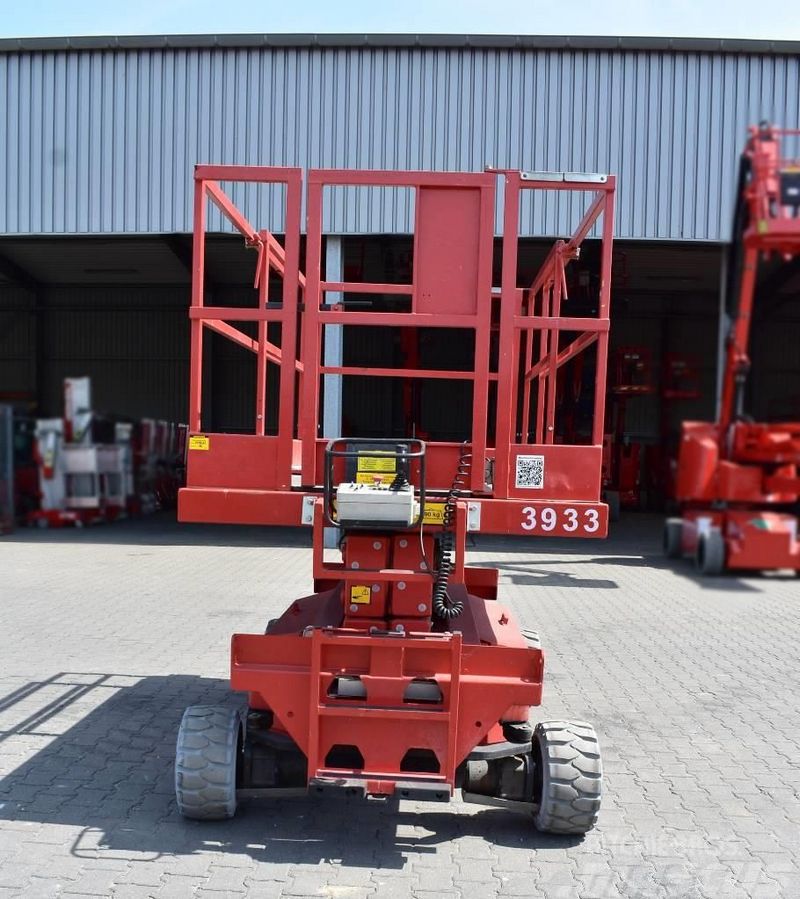 Holland Lift Y83DL16
