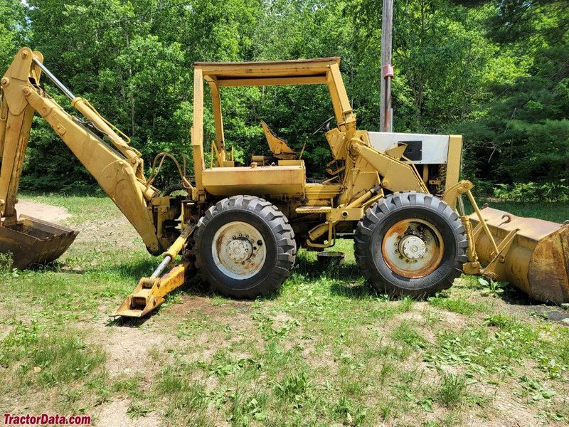 International 3820