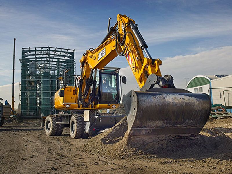 JCB JS200W
