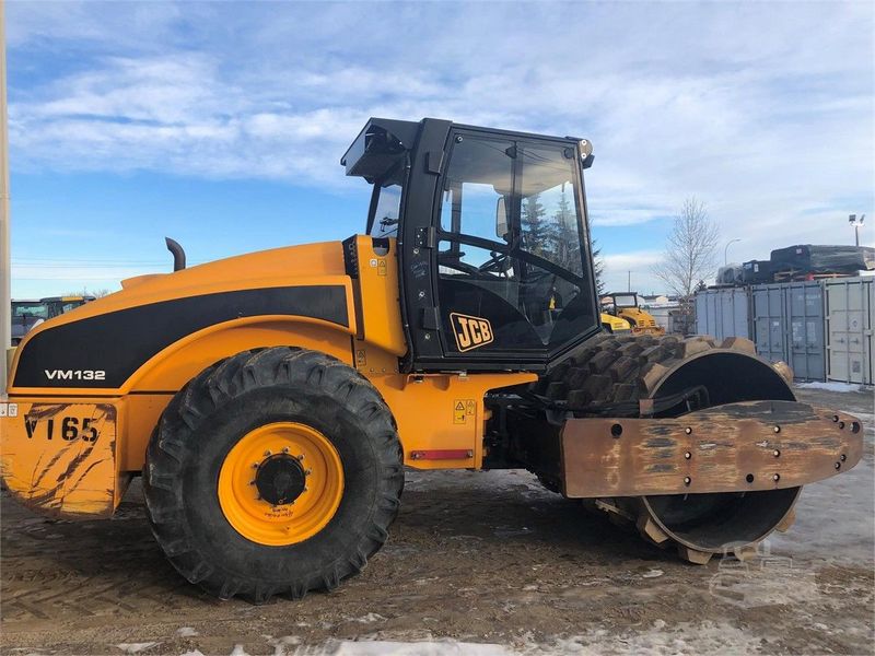 JCB VM132PD