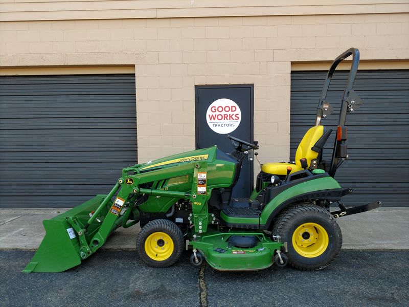 John Deere 1025R