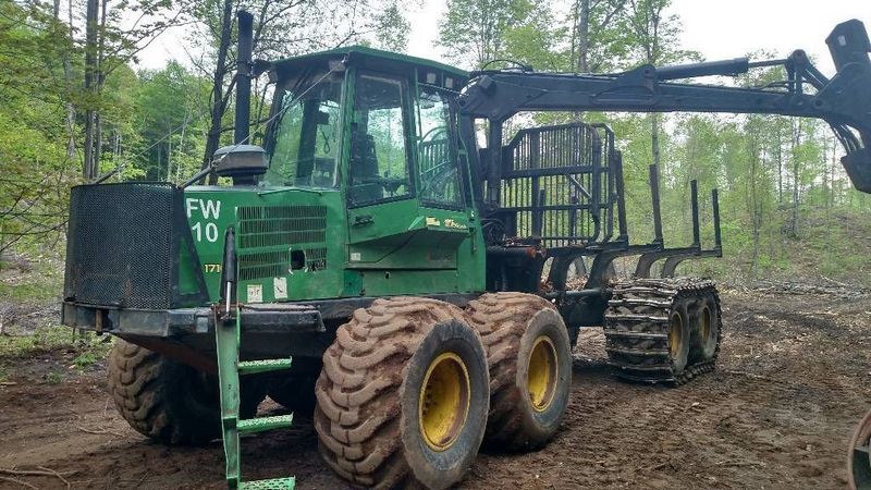 John Deere 1710D