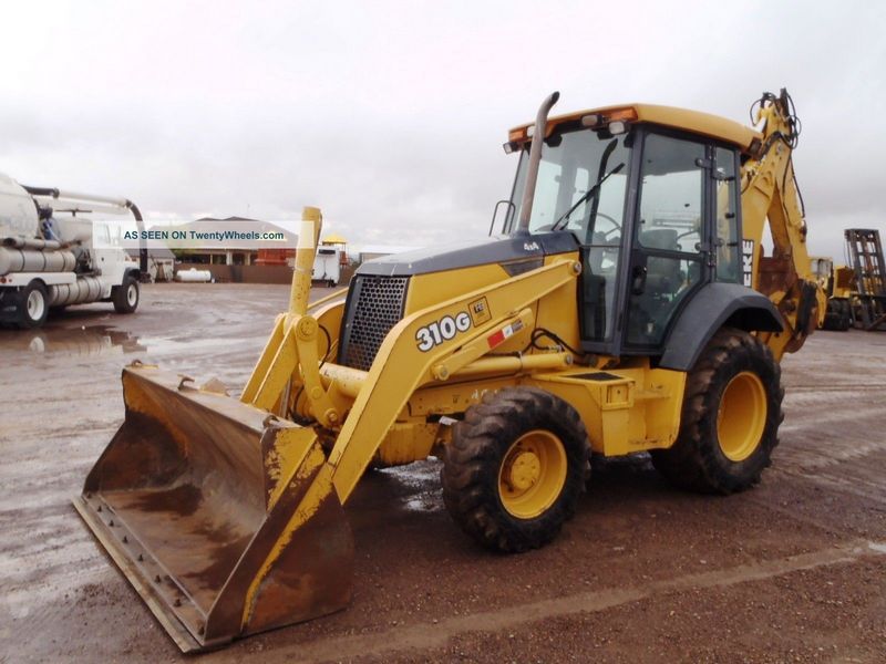 John Deere 310G