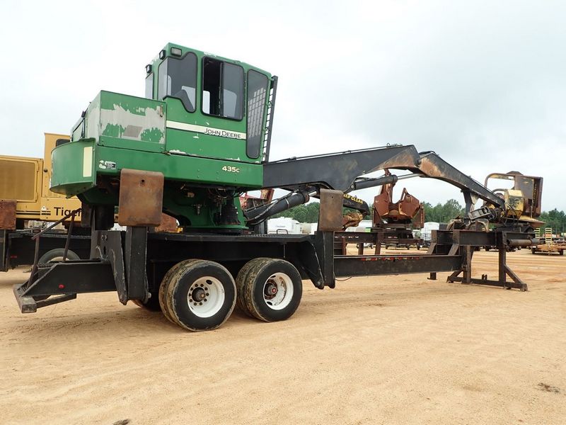 John Deere 435C
