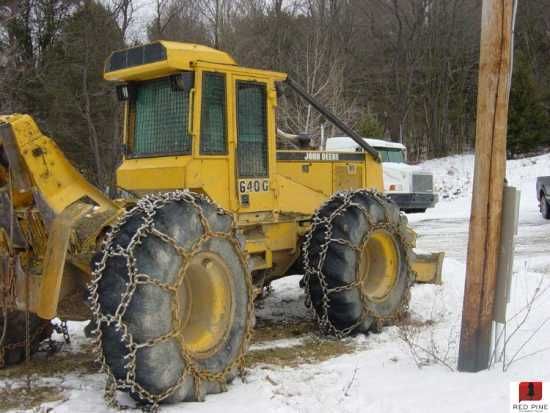 John Deere 640G
