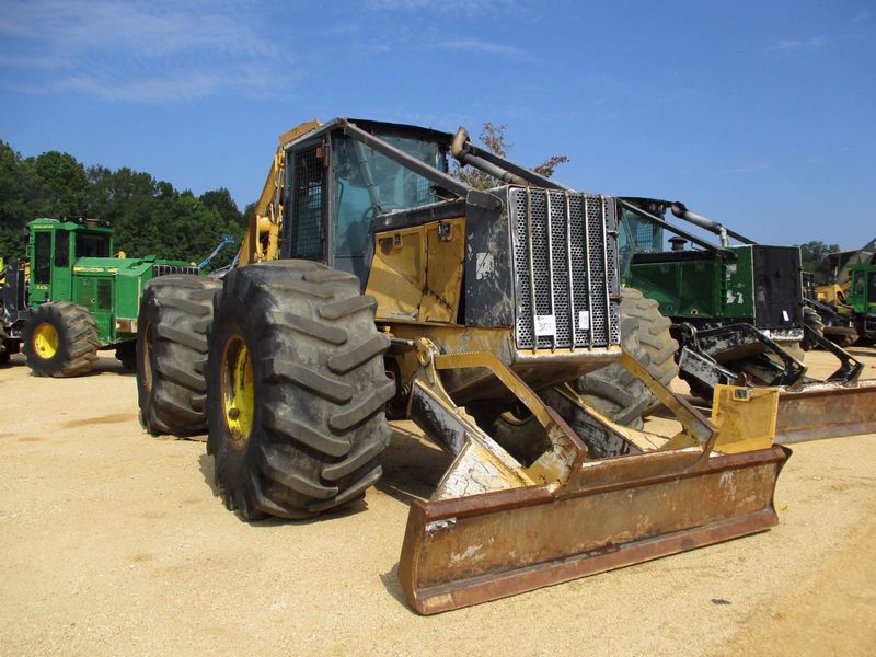John Deere 748G Series III