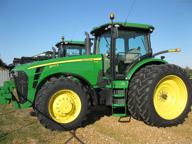 John Deere Row-Crop Tractors _ 8270R _ JD