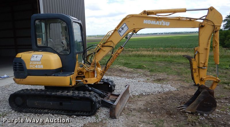 Komatsu PC45R-8