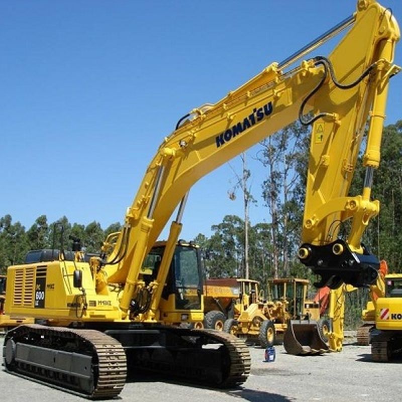 Komatsu PC600LC-7