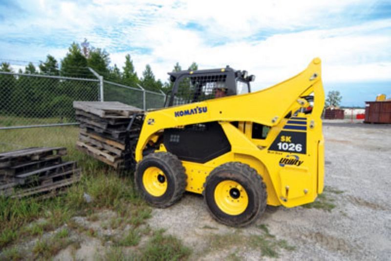 Komatsu SK1026-5