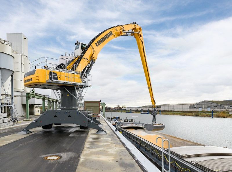 Liebherr LH110M HIGH RISE INDUSTRY LITRONIC