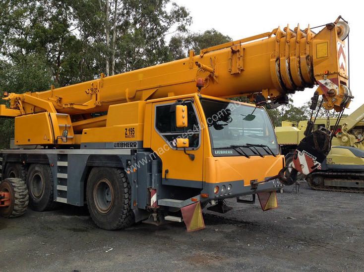 Liebherr LTM1055/1