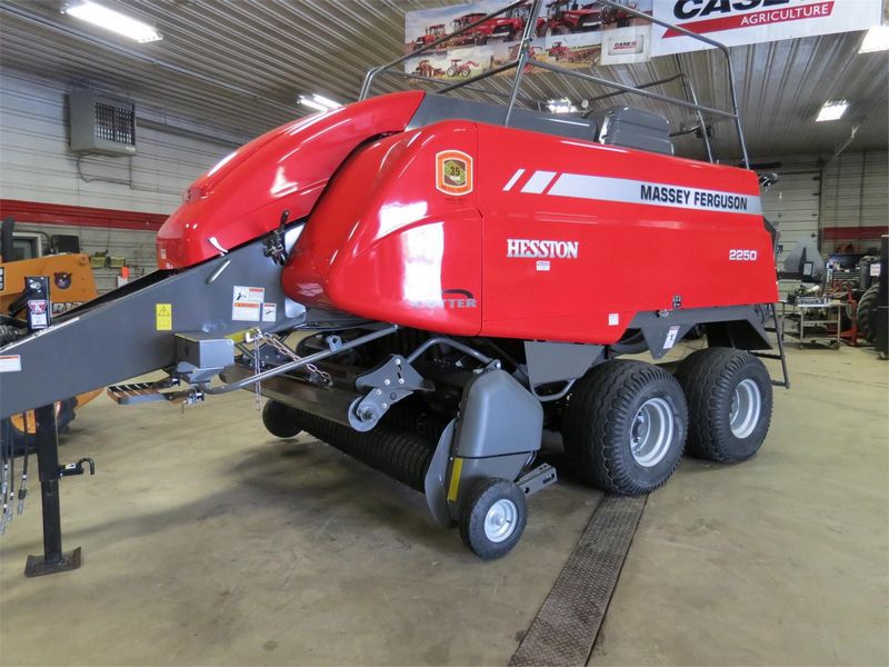 Massey Ferguson 2250