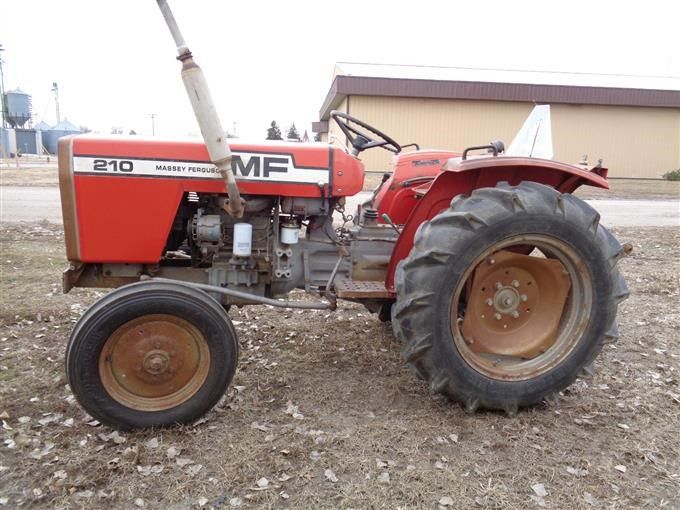 Massey Ferguson 2746