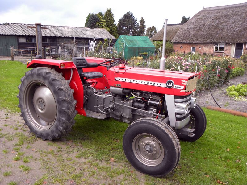 Massey Ferguson MF 135