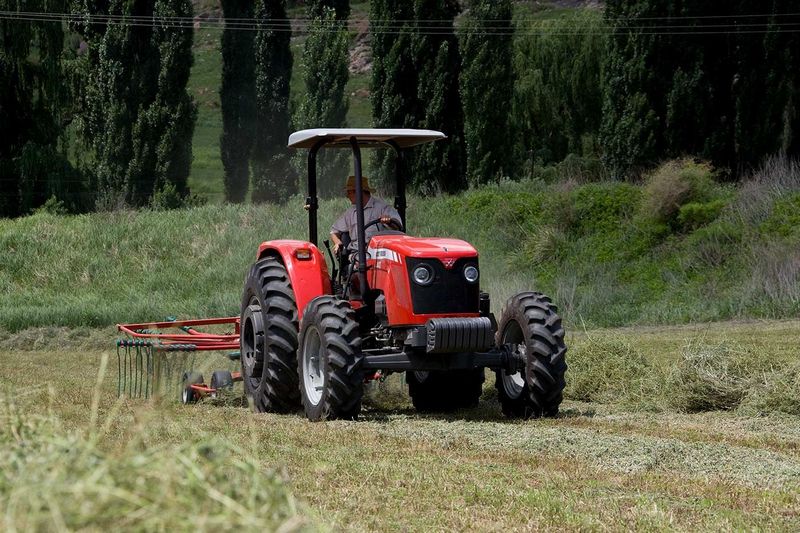 Massey Ferguson MF 415
