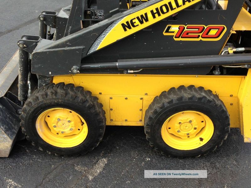 New Holland L120