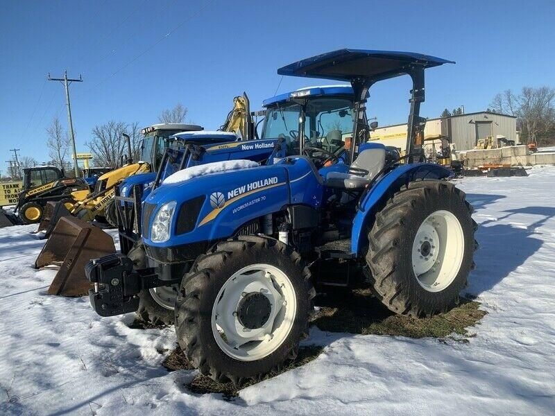 New Holland WORKMASTER™ 70 4WD