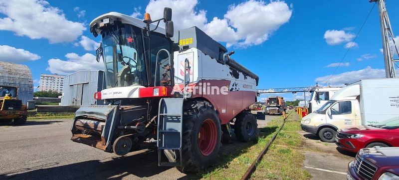 Rostselmash ACROS 530