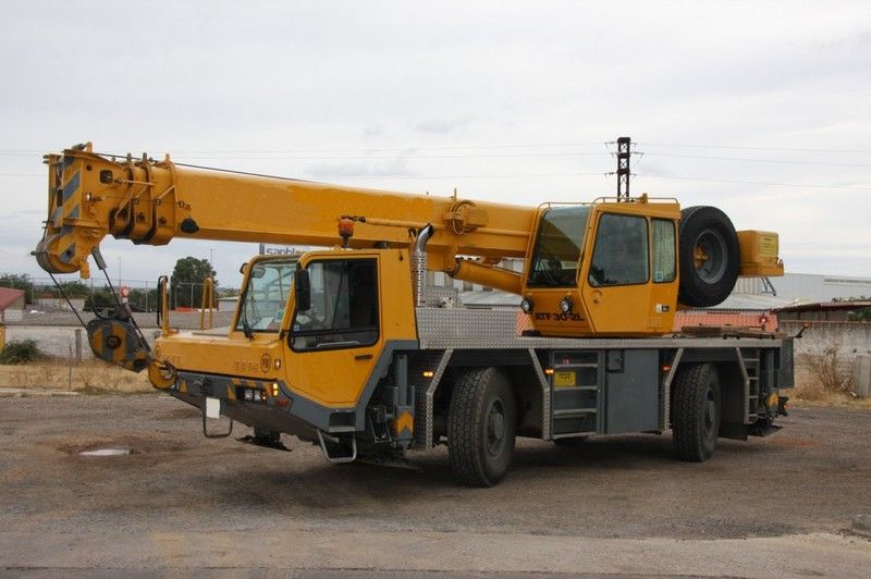 Tadano ATF30-2L