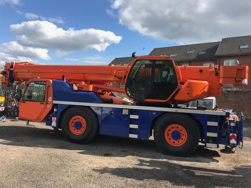 Terex ATT400-3