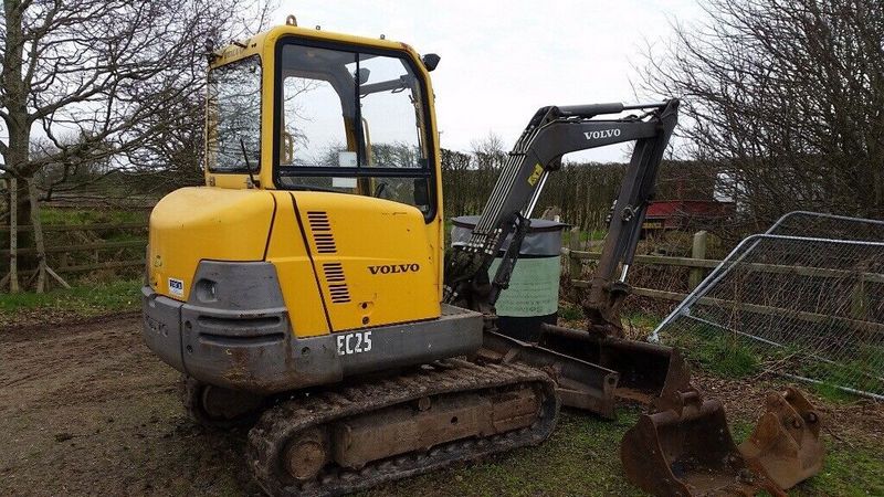 Volvo EC25