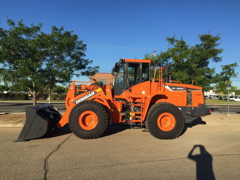 Doosan DL300-5