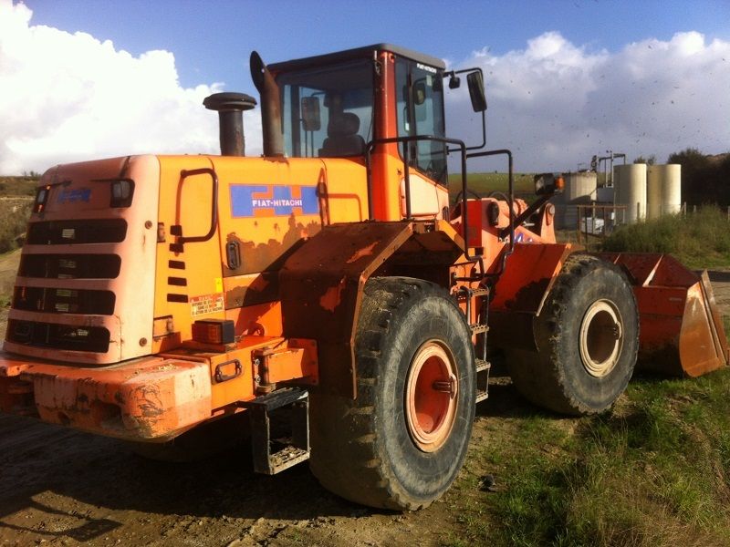 Fiat-Hitachi W230
