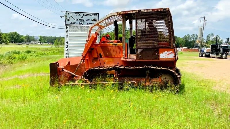 Hitachi DX195L