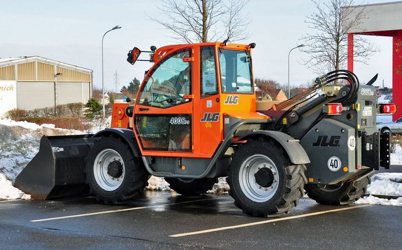 JLG 4008