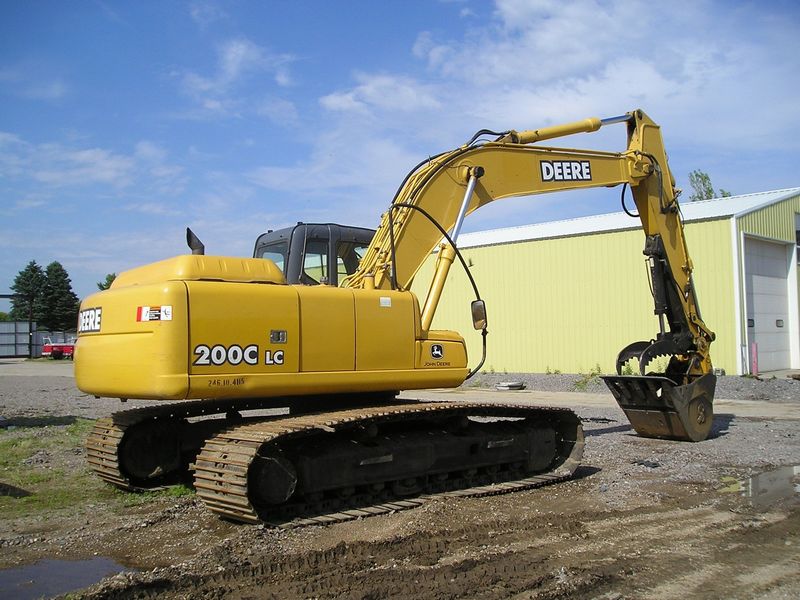John Deere 200 LC
