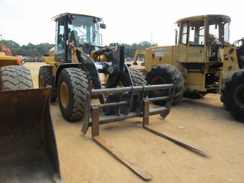 John Deere 544K Powerllel w/Q Coupler
