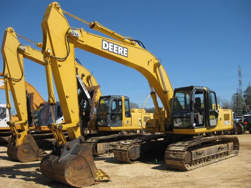 John Deere 270C LC