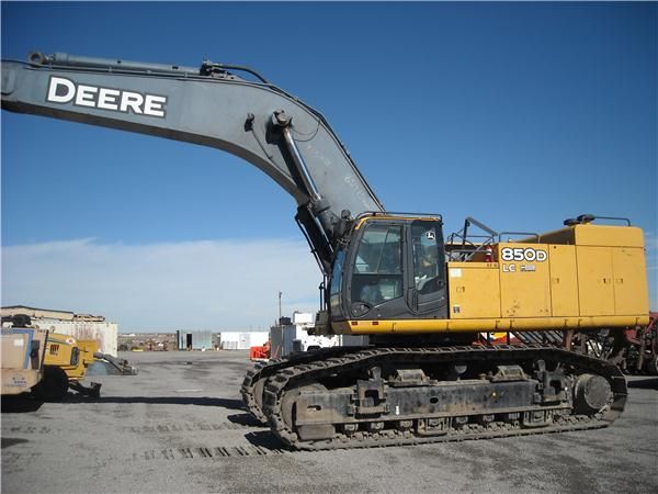 John Deere 850D LC