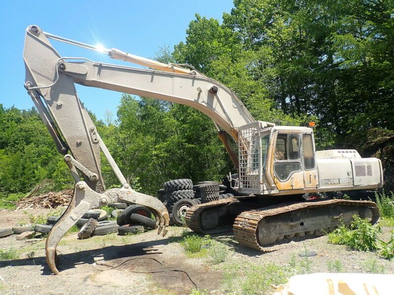 John Deere 892E LC Long Front