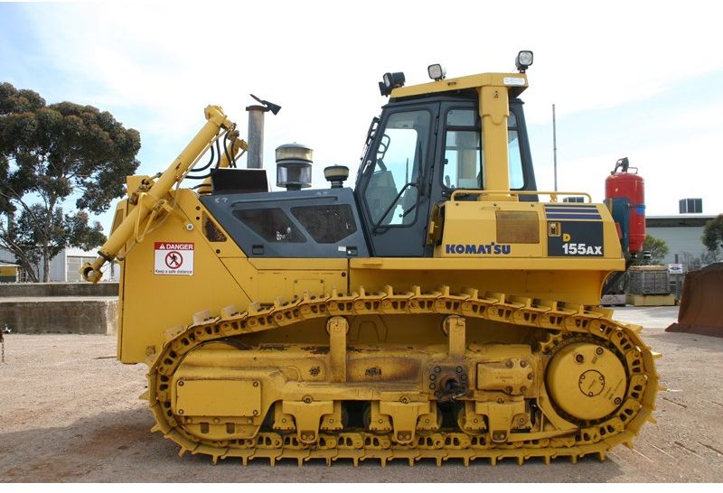 Komatsu D155AX-5
