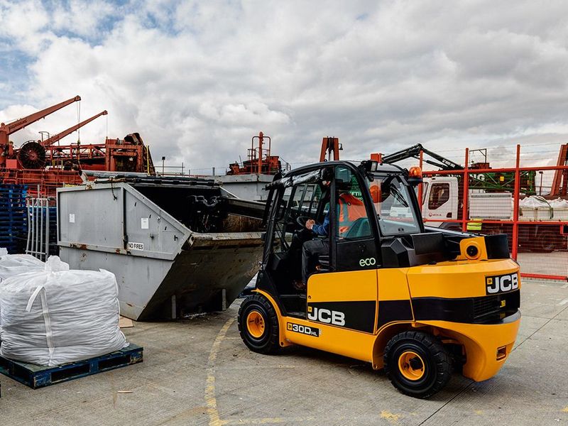 JCB TLT30