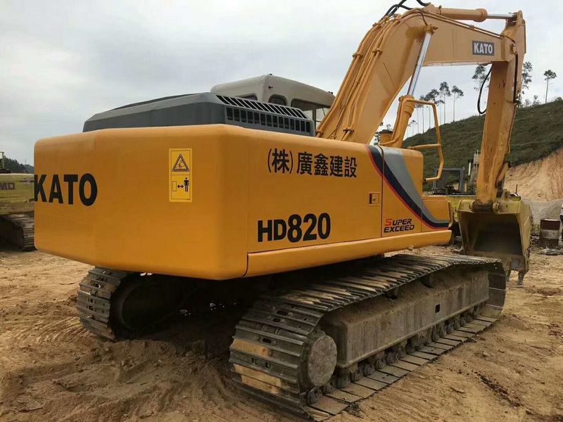 Kato HD820
