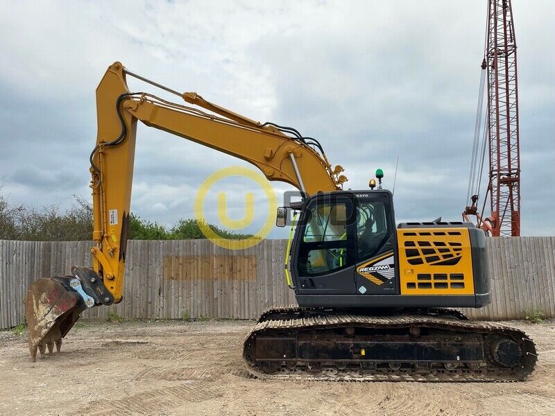 Kato HD823MRLC