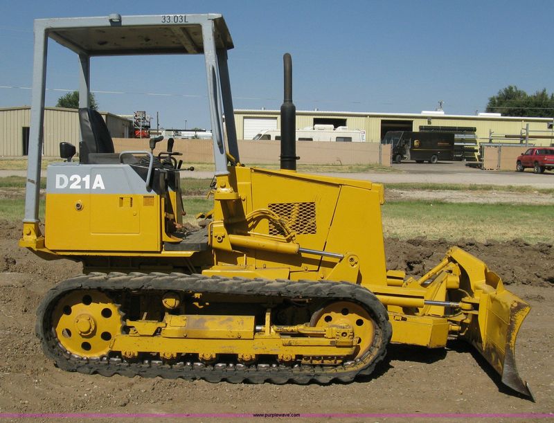 Komatsu D21AG-7
