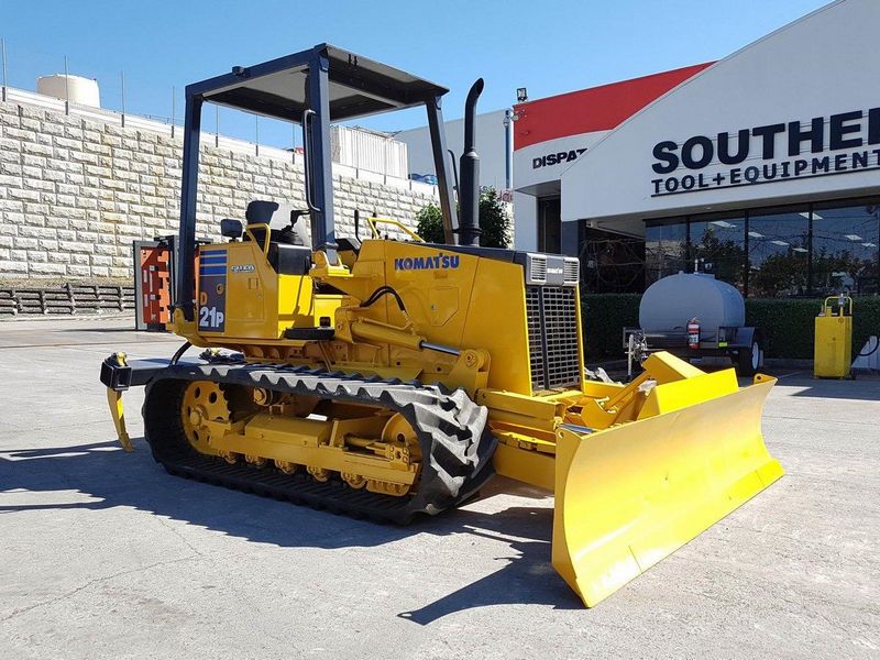 Komatsu D21P-3
