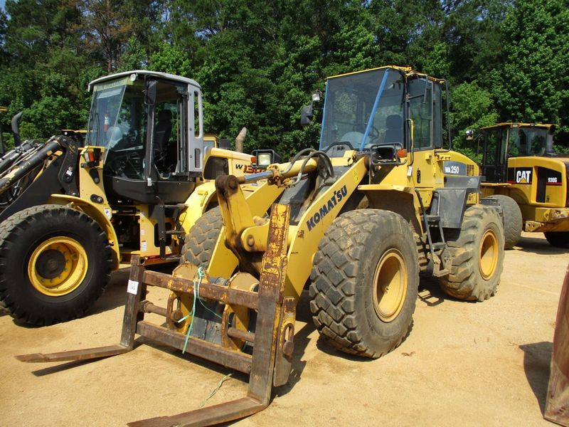 Komatsu WA250-6