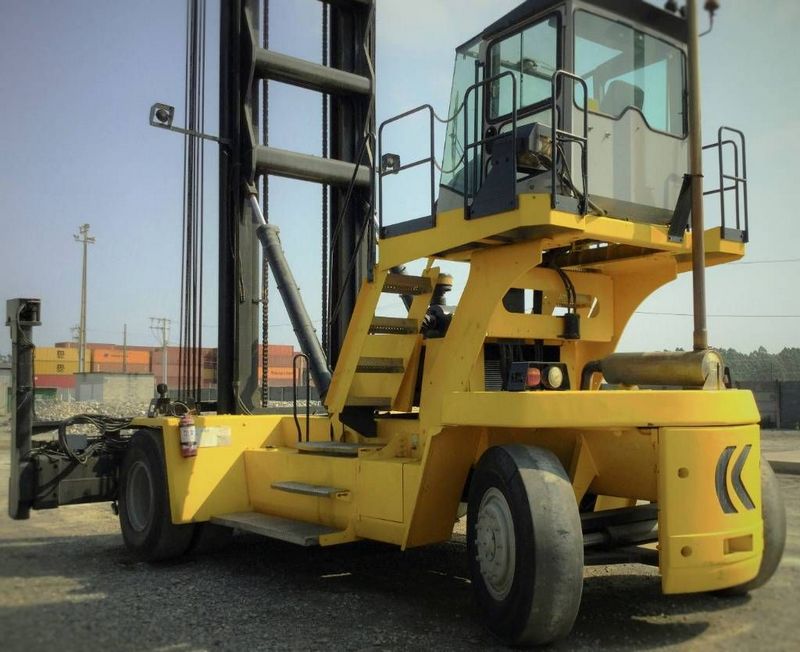 Kalmar DCE90-45 E7